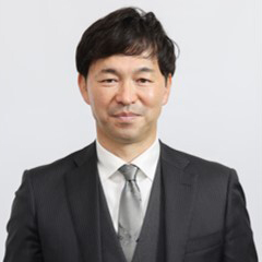 株式会社３ｉｎ　代表取締役 CEO　岩本隆行